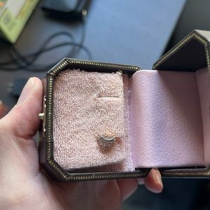 ONLY ONE Juicy Couture Stud earring with Box